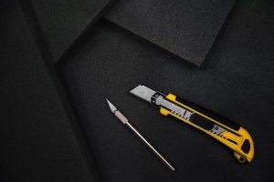 knife, tools, cutting, constructing, sponge, cut, diy, home, equipment, repair, renovation, improvement, do it yourself, hobby, home improvement, assembly, preparation, fix, utensil, gray home, gray tools, knife, diy, diy, diy, diy, diy, home improvement